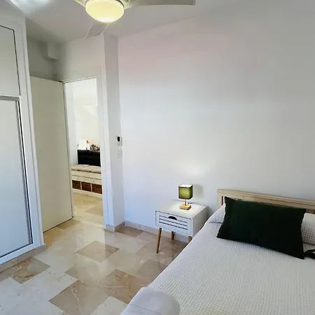 Apartment Acogedor En Centro A 300m De La Playa Fuengirola