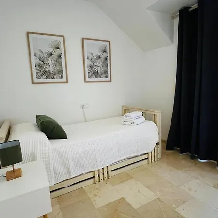 Acogedor En Centro A 300m De La Playa *