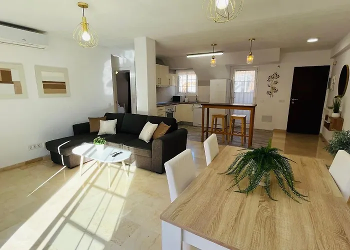 Acogedor En Centro A 300m De La Playa *